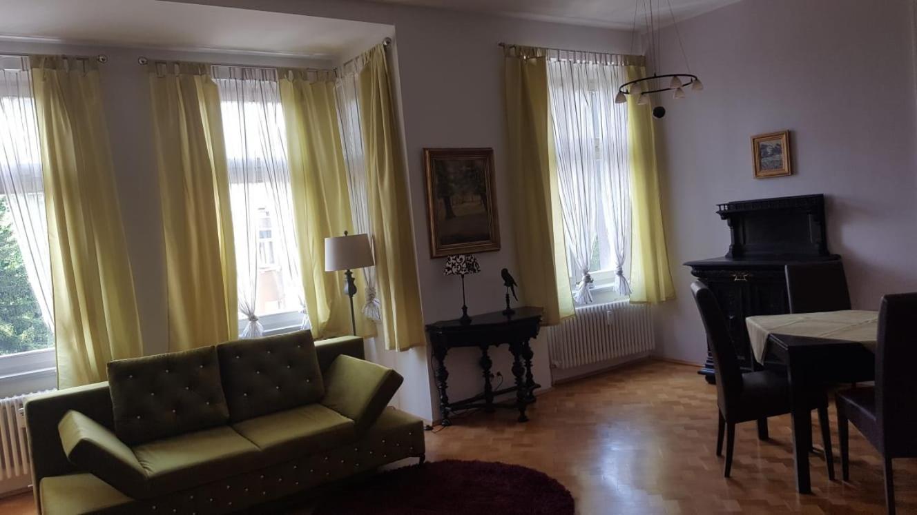 Hotel-Appartement-Villa Ulenburg Δρέσδη Δωμάτιο φωτογραφία